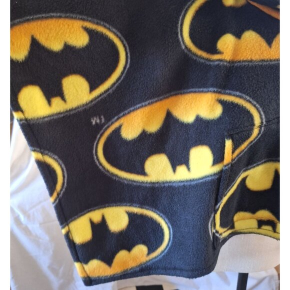 Handmade Batman Kids Fleece Poncho With Hood & Pocket Car Seat Black Yellow - Picture 3 of 11